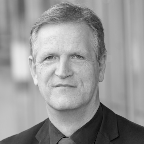Dr. Jörg Mayer-Ries